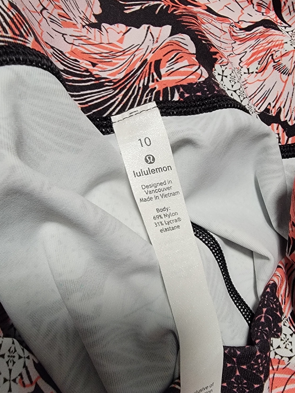 Lululemon Women's Floral Pink Black Activewear Bottoms